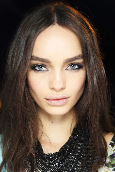 Look 3